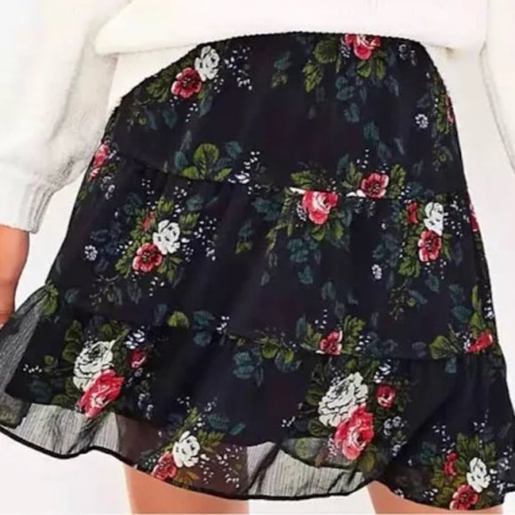 Loft Floral Tiered Skirt - Picture 5 of 5